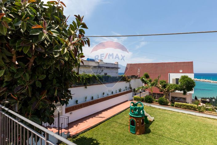 Image No.38-5 Bed Villa for sale