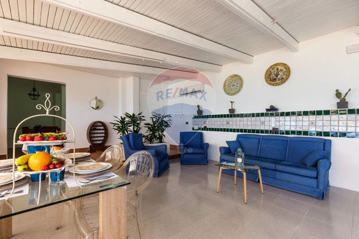 Image No.4-5 Bed Villa for sale