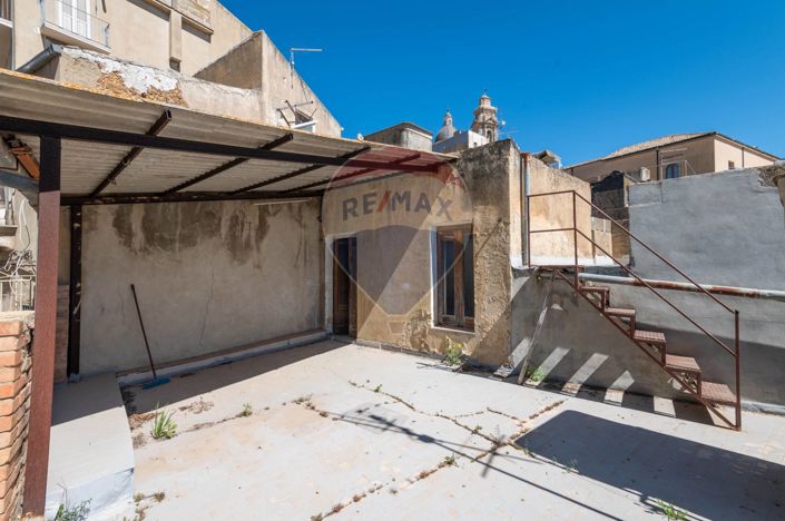 Image No.14-Maison de 2 chambres à vendre à Caltagirone