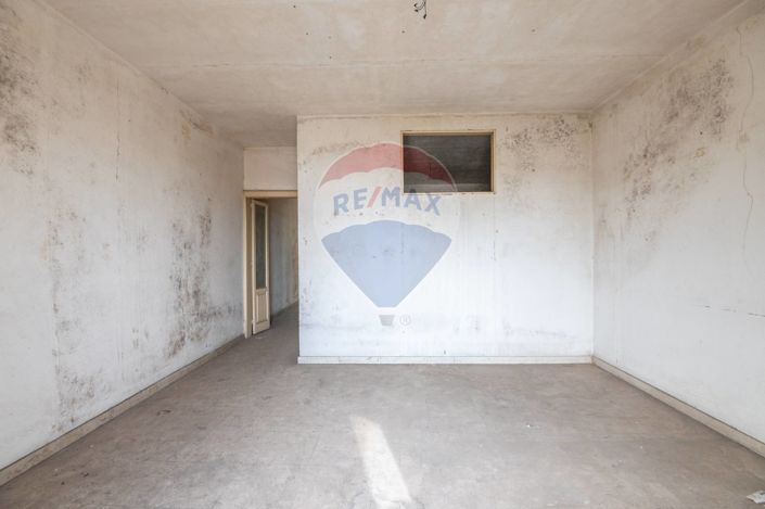 Image No.13-3 Bed Apartment for sale