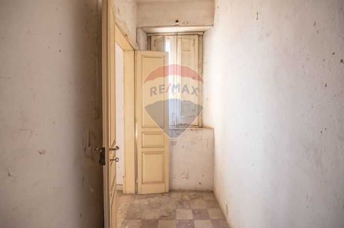 Image No.19-3 Bed Apartment for sale