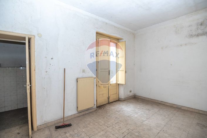 Image No.23-3 Bed Apartment for sale