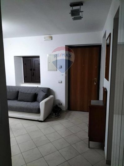 Image No.10-2 Bed House for sale