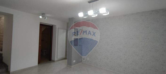 Image No.31-2 Bed House for sale