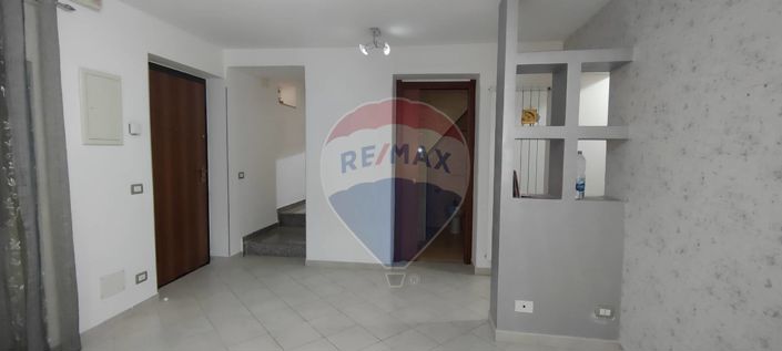 Image No.32-2 Bed House for sale