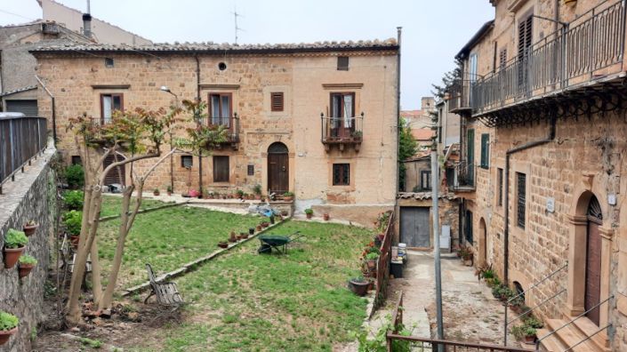 Image No.27-Propriété de 6 chambres à vendre à Mistretta