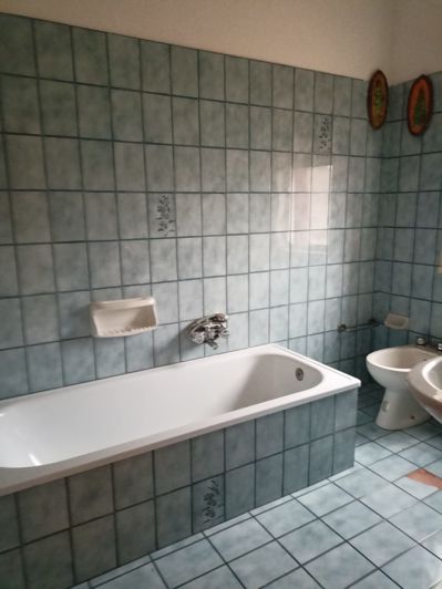 Image No.15-2 Bed House for sale