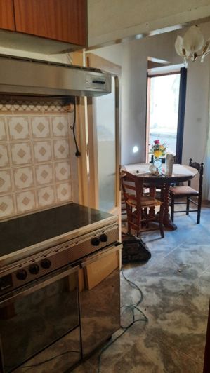 Image No.42-2 Bed House for sale