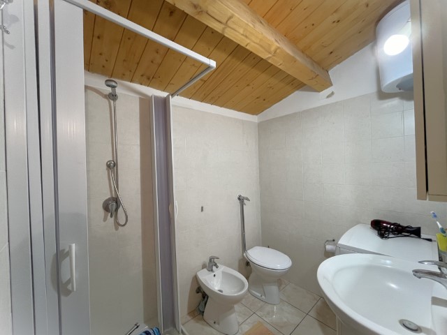 Image No.19-2 Bed House for sale