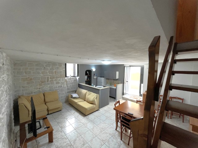 Image No.6-2 Bed House for sale