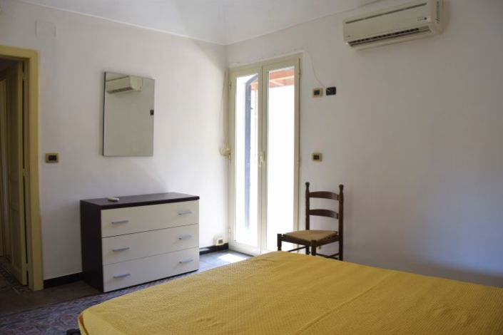 Image No.26-2 Bed House for sale