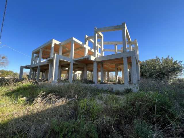 Image No.10-14 Bed Villa for sale