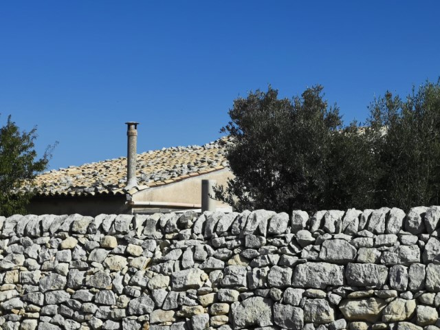 Image No.32-2 Bed Property for sale