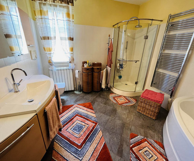 Image No.17-4 Bed Villa for sale