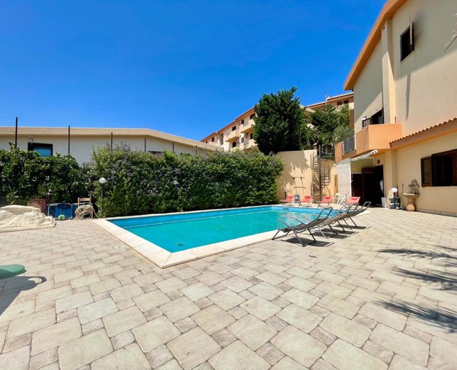 Image No.3-Villa de 3 chambres à vendre à Casteldaccia