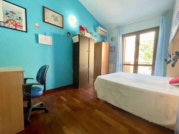 Image No.33-Villa de 3 chambres à vendre à Casteldaccia