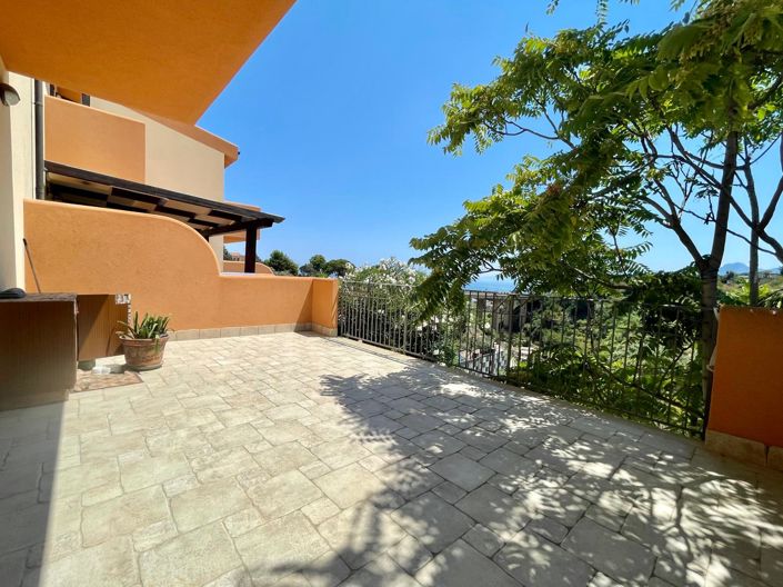 Image No.45-Villa de 3 chambres à vendre à Casteldaccia