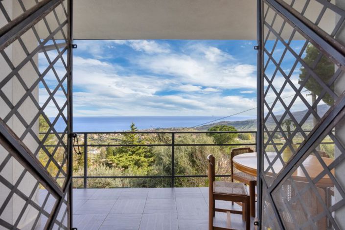 Image No.26-2 Bed Villa for sale