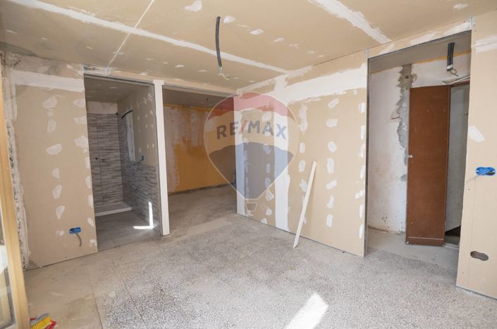 Image No.14-3 Bed House for sale