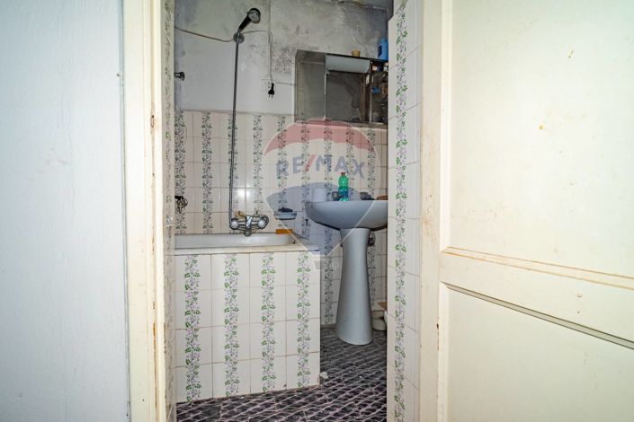 Image No.15-2 Bed House for sale