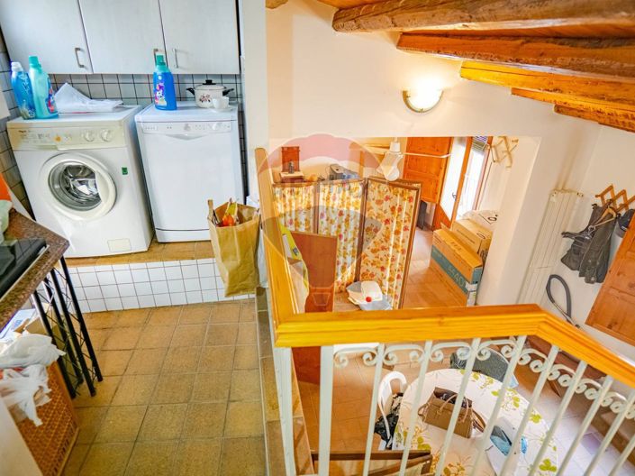 Image No.6-1 Bed House for sale