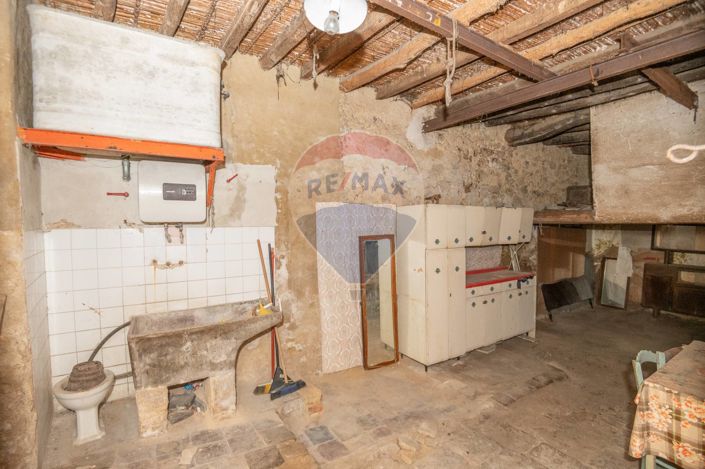 Image No.28-2 Bed House for sale