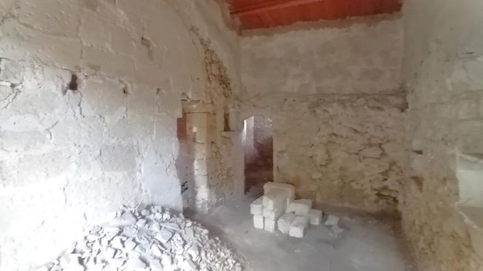 Image No.12-1 Bed House for sale