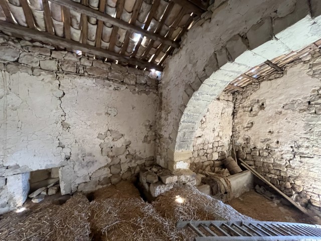 Image No.19-5 Bed Property for sale