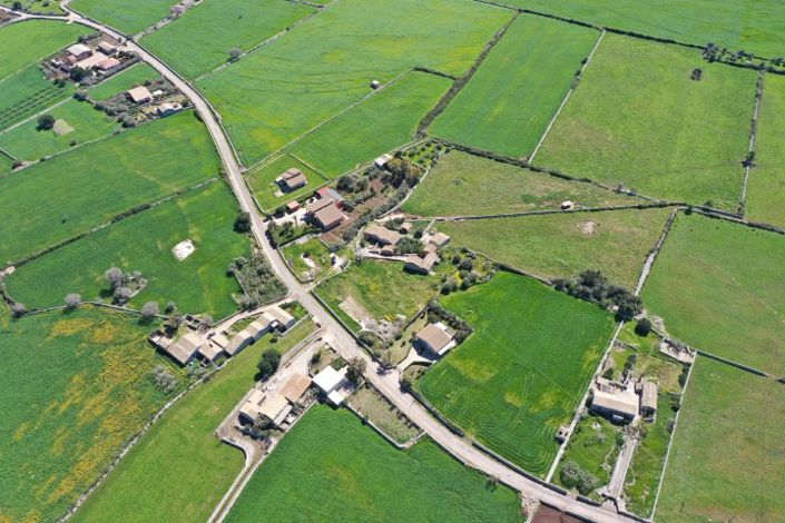 Image No.42-5 Bed Property for sale