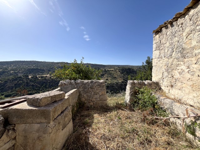 Image No.9-5 Bed Property for sale