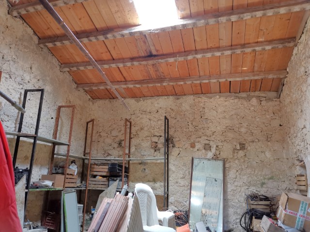 Image No.12-4 Bed Property for sale