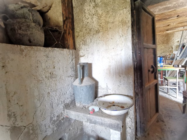 Image No.14-4 Bed Property for sale