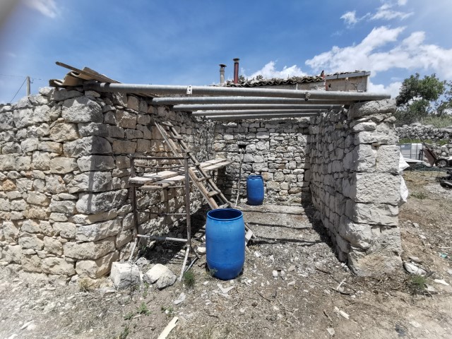 Image No.8-4 Bed Property for sale