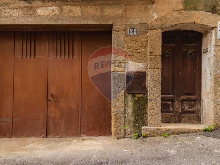 Image No.4-2 Bed House for sale