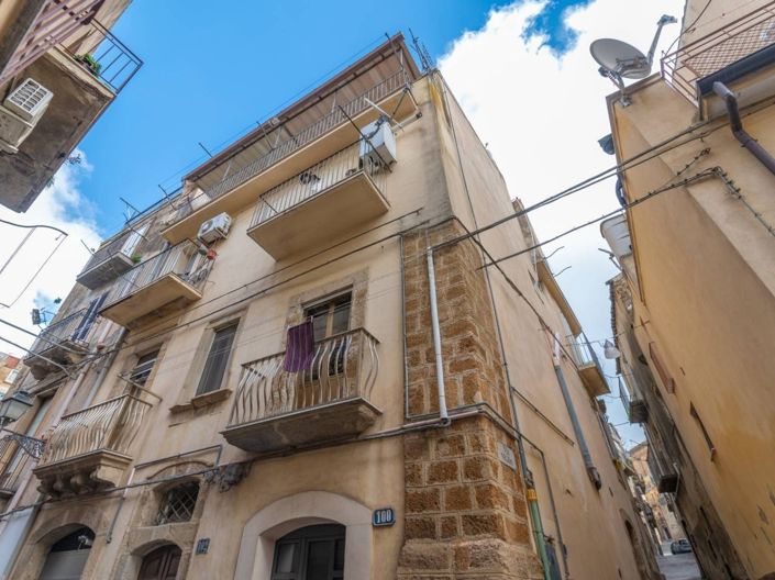 Image No.1-Appartement de 2 chambres à vendre à Caltagirone