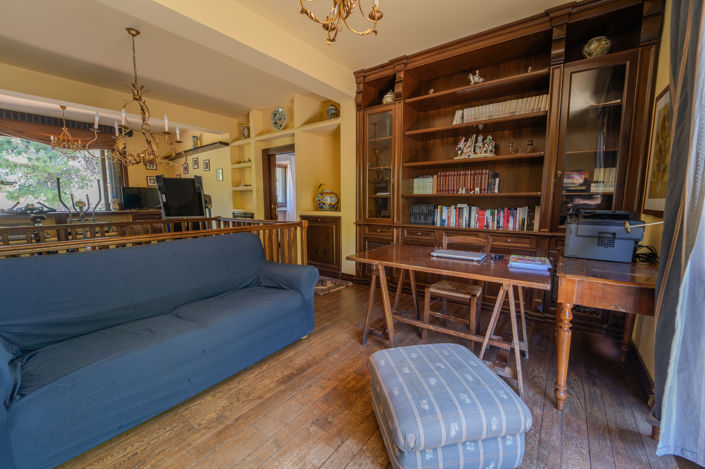 Image No.13-Villa de 5 chambres à vendre à Palermo