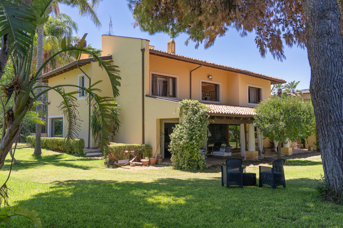 Image No.2-Villa de 5 chambres à vendre à Palermo