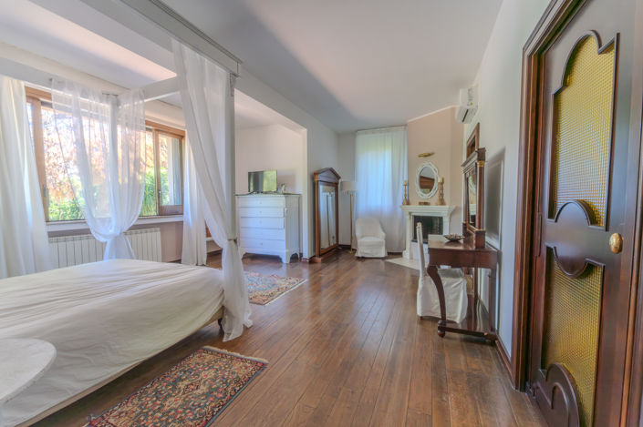 Image No.23-Villa de 5 chambres à vendre à Palermo