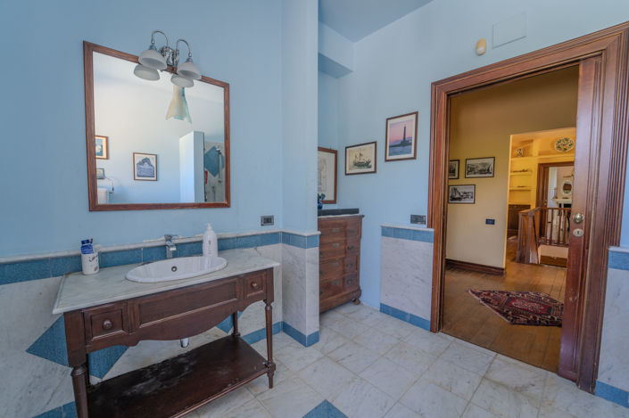 Image No.35-Villa de 5 chambres à vendre à Palermo