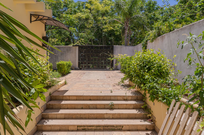 Image No.40-Villa de 5 chambres à vendre à Palermo