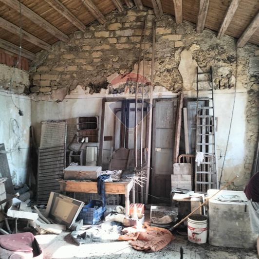 Image No.6-3 Bed Property for sale