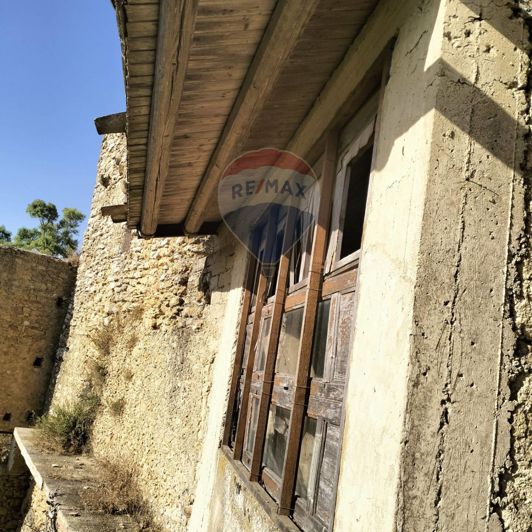 Image No.8-3 Bed Property for sale