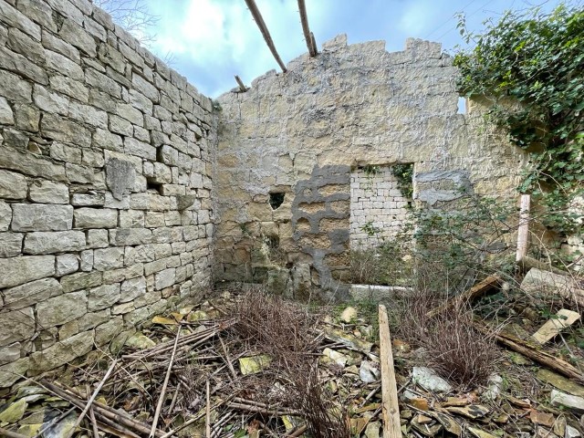 Image No.6-3 Bed Property for sale