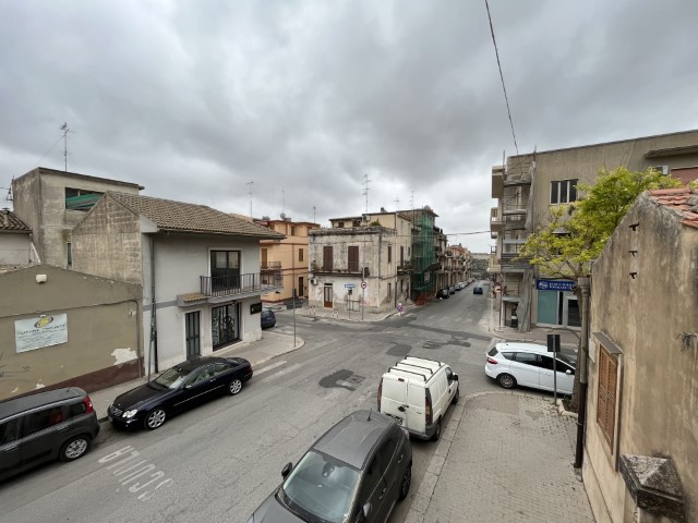 Image No.3-1 Bed House for sale