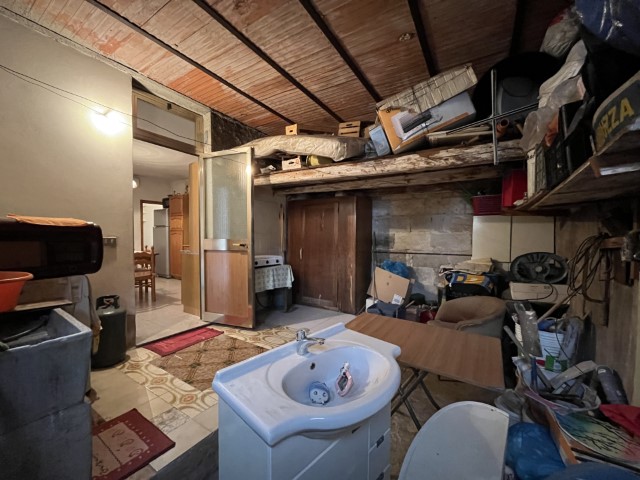 Image No.31-1 Bed House for sale