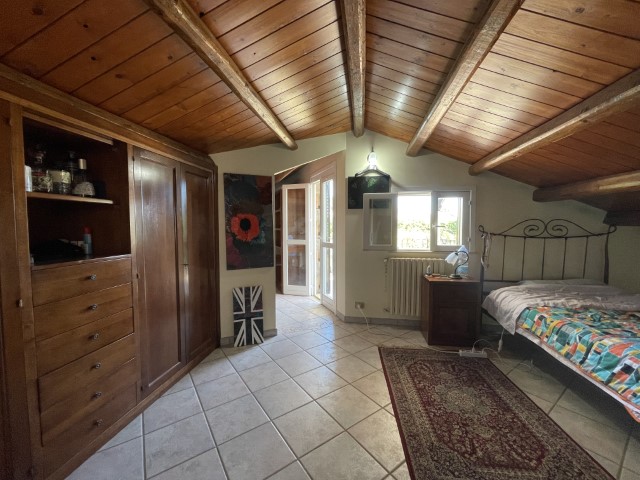 Image No.20-3 Bed Villa for sale