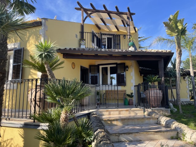 Image No.31-3 Bed Villa for sale