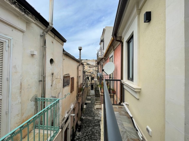 Image No.29-1 Bed House for sale