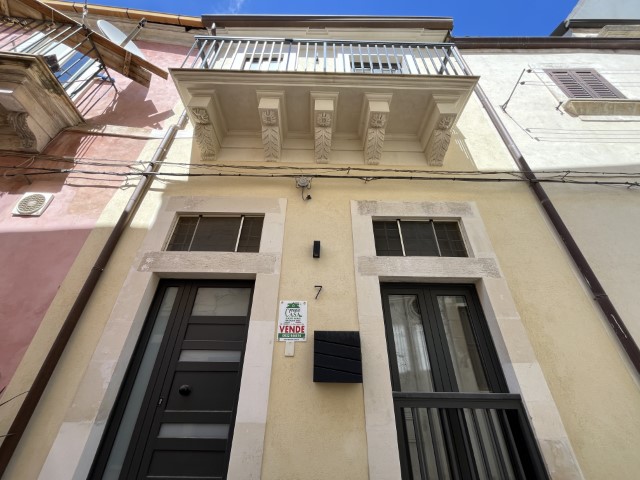 Image No.31-1 Bed House for sale