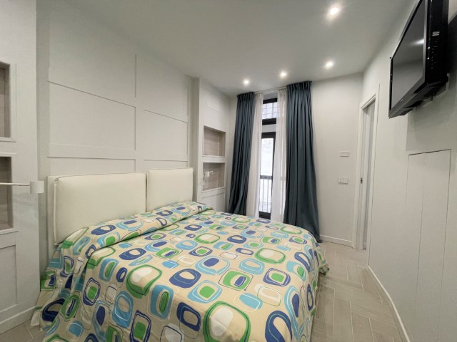 Image No.33-1 Bed House for sale